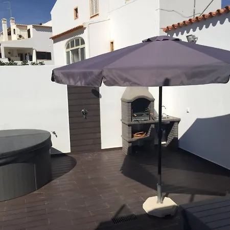 House With 3 Suites, Jacuzzi, Terraces, Appartement