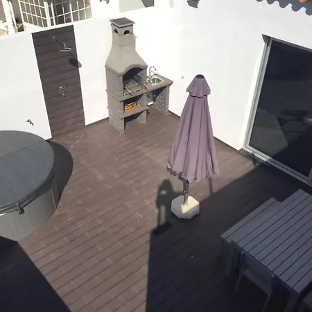 公寓 Casa Com 3 Suites, Jacuzzi , En *