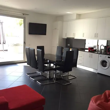 House With 3 Suites, Jacuzzi, Terraces, Albufeira * Albufeira