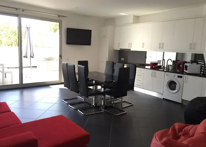 Casa Com 3 Suites, Jacuzzi , En * 阿尔布费拉