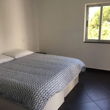 Daire House With 3 Suites, Jacuzzi, Terraces, Albufeira